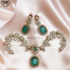 Emerald Necklace with earrings - Image 2