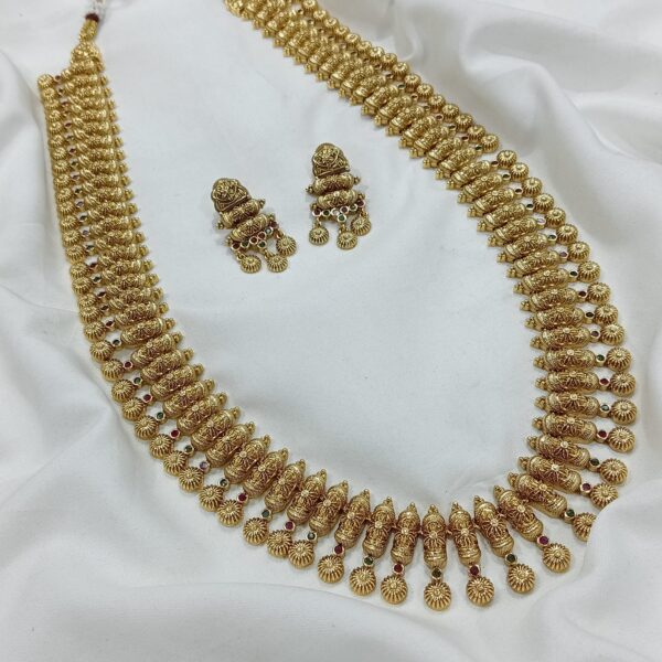Long Neckpieces #17