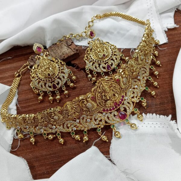 Antique Choker