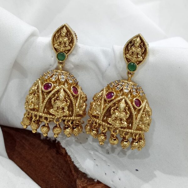 Lakshmi Jhumka earrings