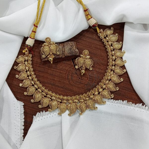 Antique Maanga Necklace