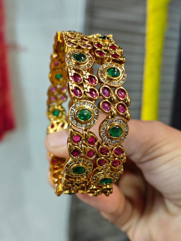premium real kemp stone bangle