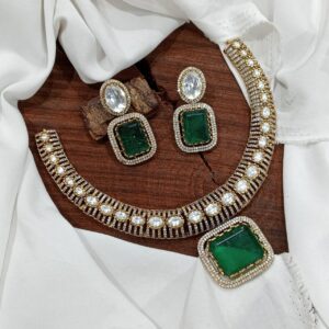 Green stone necklace