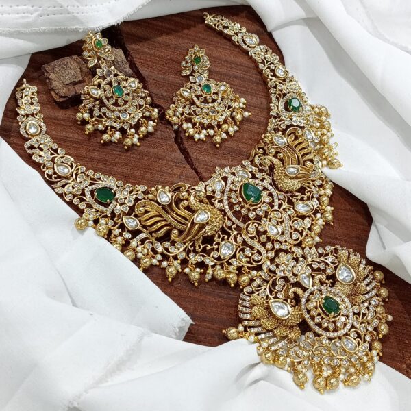 Antique short haram - Image 2