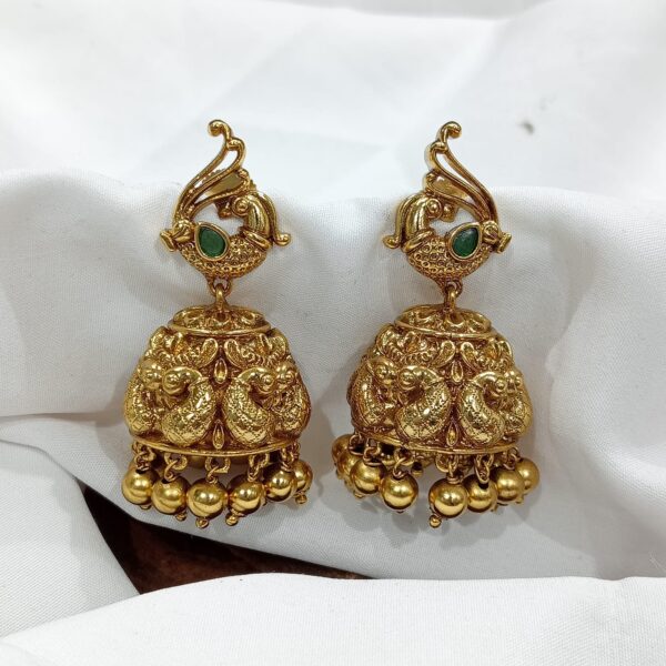 Jhumkas