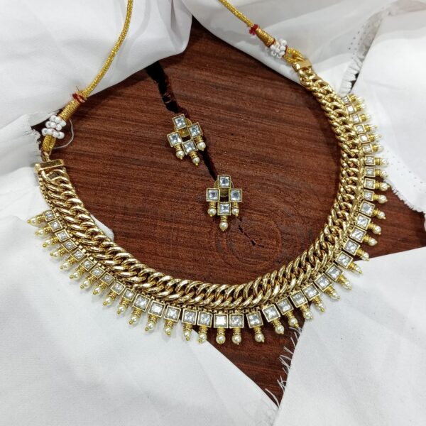 Jadu Necklace